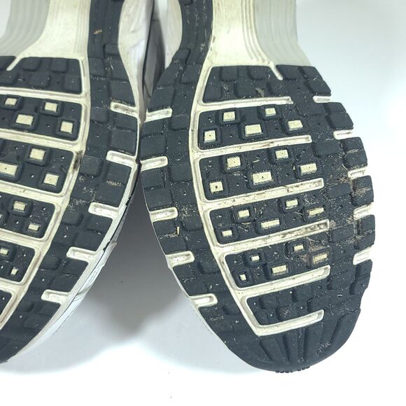 Nike P-6000 Mens Size 13 White Metallic Silver Black Running Sneaker  CD6404-107 main image 6